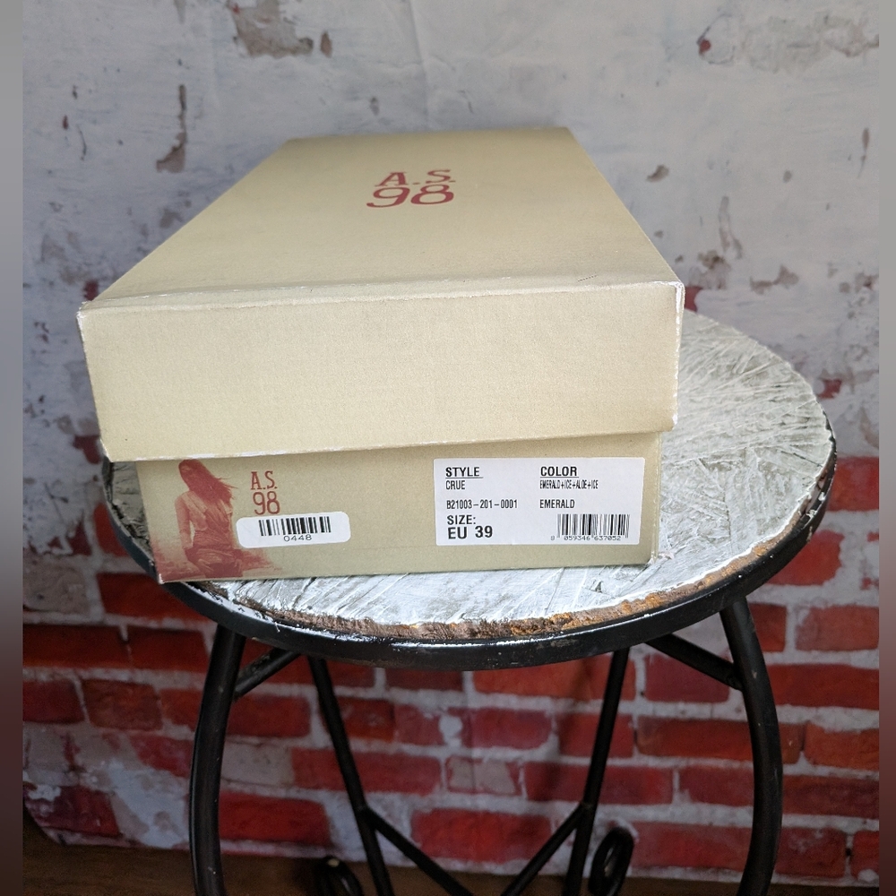 A.s.98 NWT/Box Sandals - Picture 3 of 15